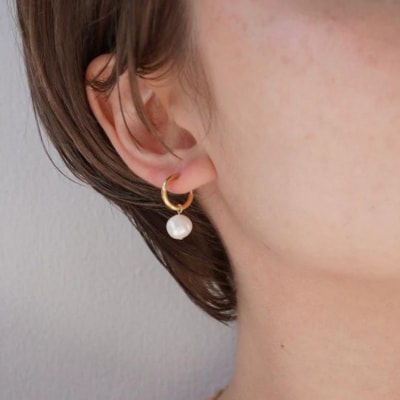 [Cherieオリジナルイヤリング]pearl hoop earring