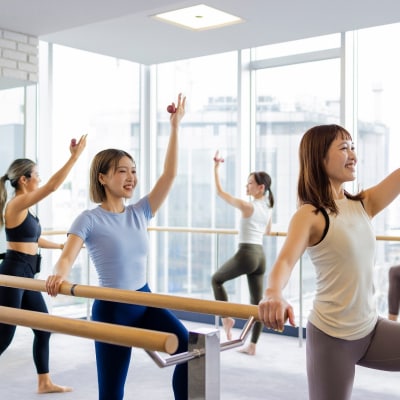 ベイクルーズグループ CARDIO BARREで使えるご招待券【30000円分】