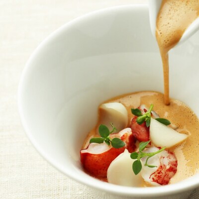 【AMOUR-アムール】【土日限定】季節の特別ペアランチコースお食事券2名分(ぐるなびセレクション)