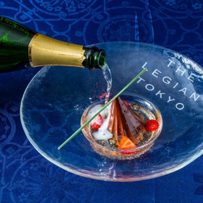 ザ・レギャン・トーキョー 演出系フレンチディナーお食事券(4名様分)