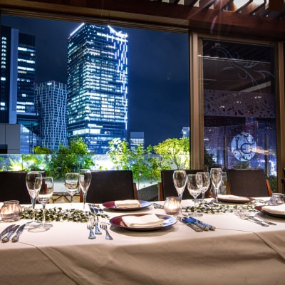 ザ・レギャン・トーキョー ディナー貸切テラス付個室演出系フレンチお食事券(10名様分)