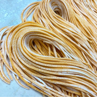 シェフ特製手打ちパスタ「カーチョ・エ・ペぺ」2人前(冷凍)【206004】