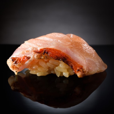 【鮨 日進月歩】《ランチ》昼のにぎり堪能コース 1名様分(ぐるなびセレクション) 【125129】