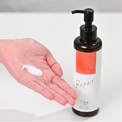 定期【1か月1回配送 計6回】【くせ毛用】しっとり髪の乳液 リペアエマルジョン 【092020-2】