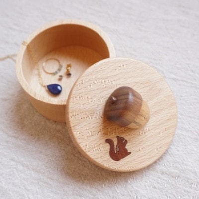 木象嵌　どんぐりの小箱(りす)どんぐり型の持ち手がかわいい木製の小箱【夢工房】