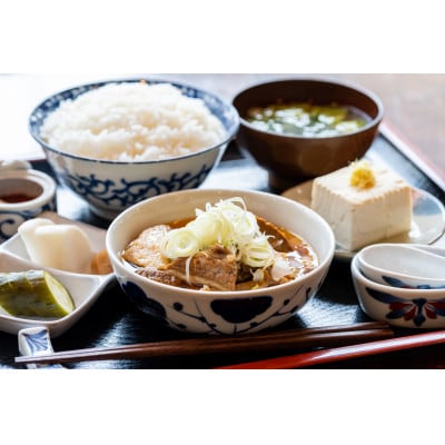 <数量限定>だるま食堂の牛すじ煮込みセット(300g×3パック)