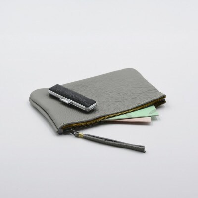通帳ケース　ライトグレー