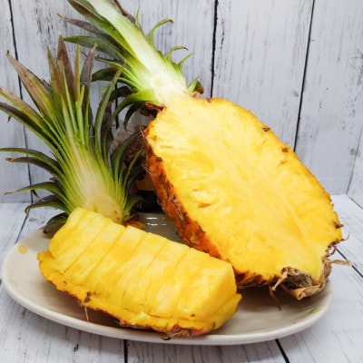 【2026年8月上旬から順次発送】イリ玉城物産が厳選!Nパイン2玉 パイナップル