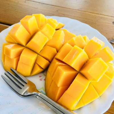 【2026年8月から順次発送・家庭用】ファーム又吉の幻のキーツマンゴー約2kg(2～3玉)