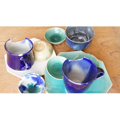 寄木と陶片のネックレス《ワラ白》