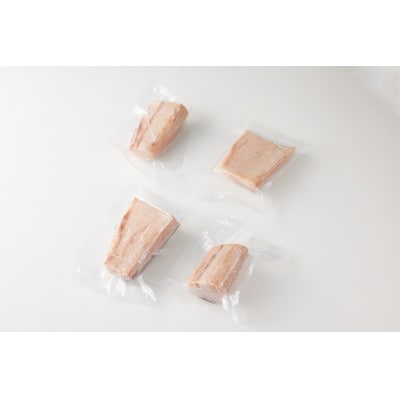 羅臼産刺身用ブリ　1kg(250g×4パック)