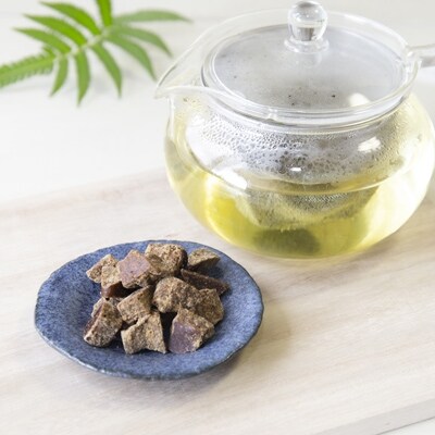 奄美の黒糖とマコモ茶のセット