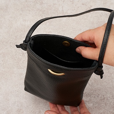 Coquette イタリアンレザー・日本製/ミニショルダーバッグ(ブラック)