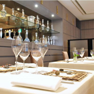 【ラ・ロシェル山王】《ランチ・ディナー共通》 シェフのスペシャリテとシーズンメニュー 1名様分