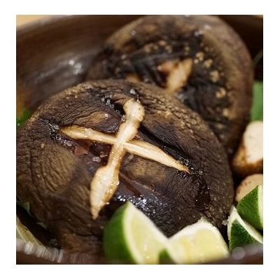 【訳あり】カルシの森特選 原木しいたけ(生)約1kg Y-1005 