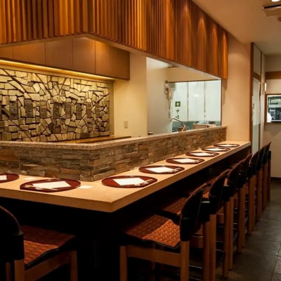 【新宿割烹 中嶋】10,000円分お食事券(ぐるなびセレクション)_0025-026-S05