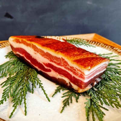 生ベーコン【保存料・着色料無添加】200g《千葉県産銘柄豚 林SPF使用》【kt088-005】