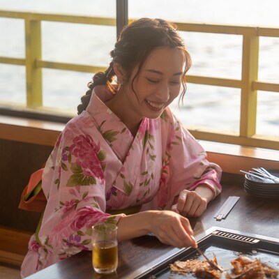 【2名様】もんじゃ屋形船ギフトチケット(国産牛ステーキ付) 【kt105-001-2】