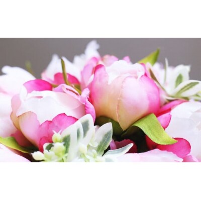 水換え不要!!ピオニー(芍薬)の花瓶に入った花束:pink