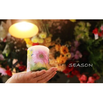 フラワー教室 手作りボタニカルキャンドル体験とお花がいっぱいのアトリエで記念撮影