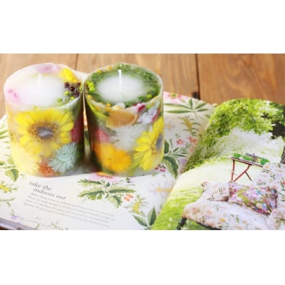 フラワー教室 手作りボタニカルキャンドル体験とお花がいっぱいのアトリエで記念撮影