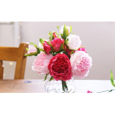 水換え不要!!ピオニー(芍薬)の花瓶に入った花束:Pink【2色】