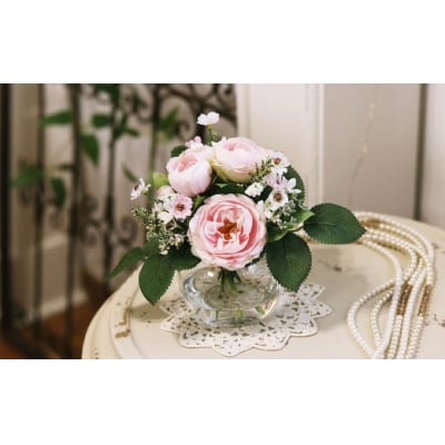 水替え不要!!桜色ローズとグリーン ガラス花瓶付きアレンジ 光触媒加工付き