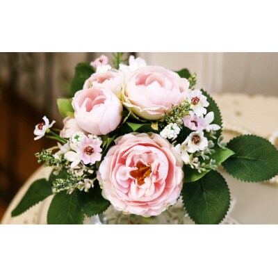 水替え不要!!桜色ローズとグリーン ガラス花瓶付きアレンジ(クリアBOX入り)光触媒加工付き