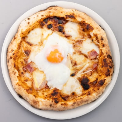 薪窯焼きモモタロー