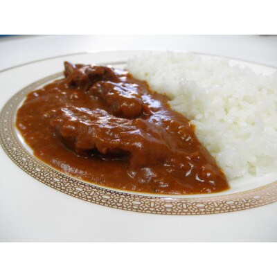 30種のスパイスを使用した国立薬膳カレービーフ　200g×10食セット　小麦粉・ラード不使用