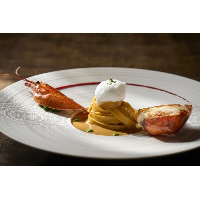 【THE HIRAMATSU】ホテル宿泊ギフト券3万円×10枚セット(ホテルの宿泊や食事等で使用可)