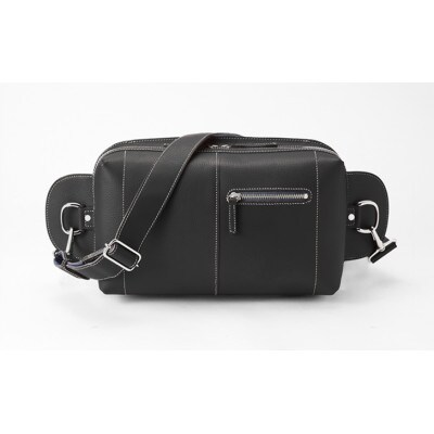 0528 B5サイズのタブレットが入る本革ボディバッグ(ブラック)[53656186]