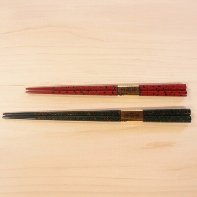 津軽塗 夫婦箸 唐塗 緑(大)・赤(中)|24_tnk-090101c