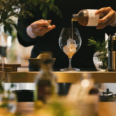 【年内発送】森コーラ 瓶入り290g 希釈用(専用化粧箱入り)糸島市/森とコーヒー。[AXE005]