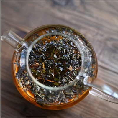 月のよもぎ茶 茶葉40g 糸島市 / - suu - [ADQ003]