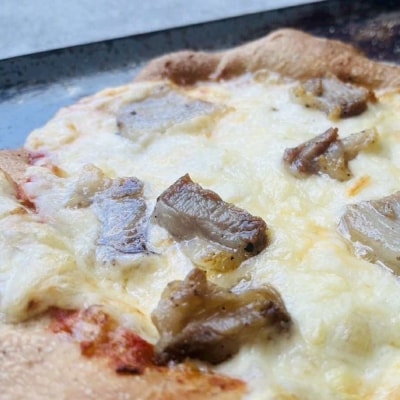 全粒粉ピッツァ 自家製トマトソース 1枚 糸島市 / わかまつ農園 [AHB057]