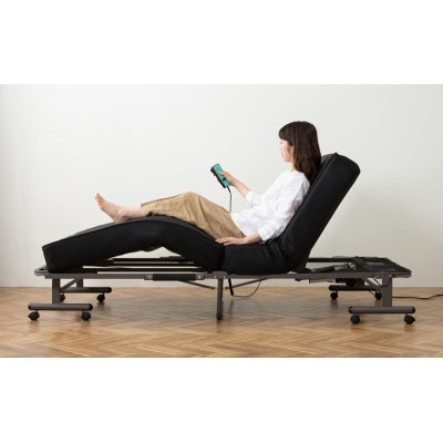 折りたたみ電動リクライニングベッド　黒シングル  リモコン付き アイリスオーヤマ[53753149]