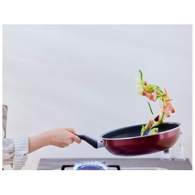 ダイヤモンドコートフライパン炒め鍋 IHガス火両用26cmワインレッド アイリス[53752984]