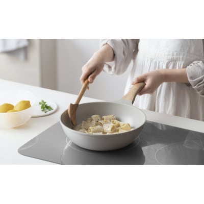 ナチュかるフライパン炒め鍋26cm IH・ガス火対応 グレイッシュモカ　アイリス[53753331]