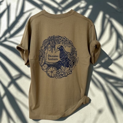 やんばるの自然を纏う オリジナルデザインTシャツ(カーキ/Mサイズ)