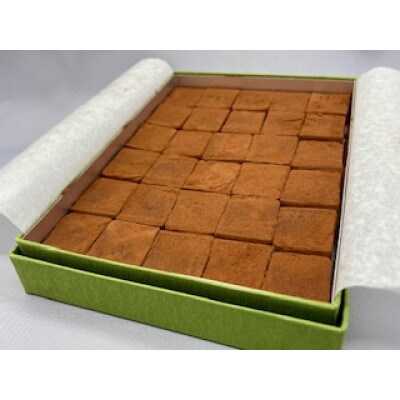 生チョコ「街の石畳」カカオ(大)と抹茶(小)の2種セット