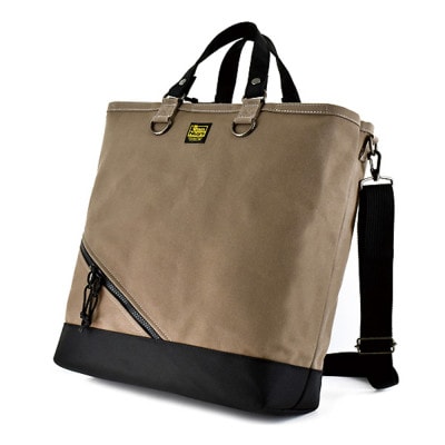 VanNuys いいとこ取りのオールインワン FreeFreeTote(シャドウベージュ×ブラック)