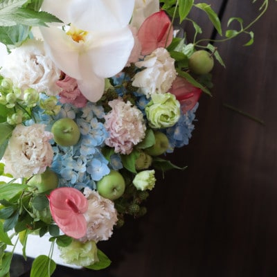 【さとふる限定】季節のお花で束ねたブーケ【花瓶用】/LLサイズ