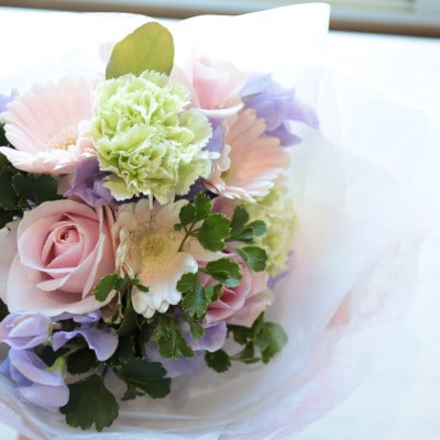 【2週間毎定期便】季節のお花で束ねたブーケ【花瓶用】/ミニサイズ全24回