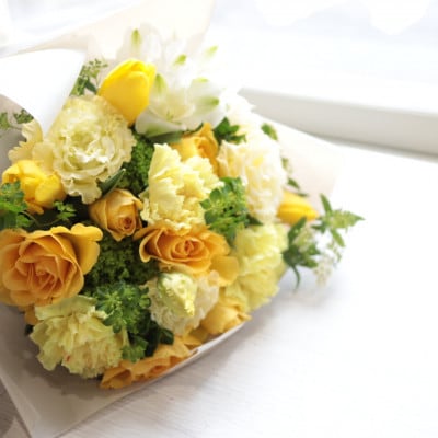 【2週間毎定期便】癒しのフラワーセラピーブーケ【花瓶用】/Mサイズ全24回