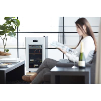 ワインセラー ZERO Advance　SA22-W(ホワイト)