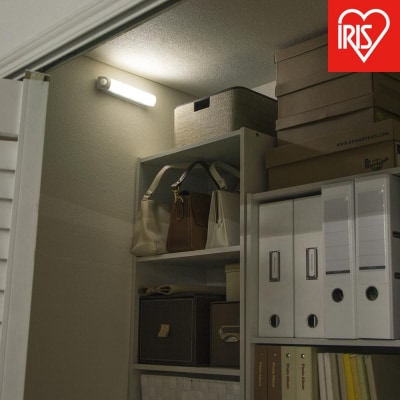 照明 乾電池式LEDセンサーライト ウォールタイプ 昼白色 BSL40WN-WV2