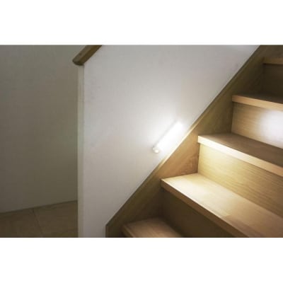 照明 乾電池式LEDセンサーライト ウォールタイプ 昼白色 BSL40WN-WV2