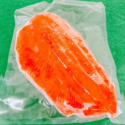 サーモンフィレ半身(700g前後)【冷凍】|16_fid-020101