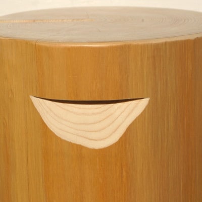 MORITO　森の丸太スツール【ヒノキ持ち手付き/磨き丸太仕上げ】[53940512]